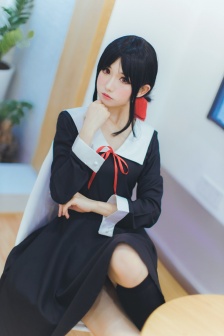 韩素英